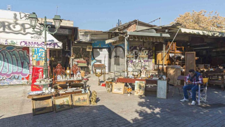 Ποιος ήταν ο Γιουσουρούμ και γιατί το όνομά του ταυτίστηκε με το παζάρι στο Μοναστηράκι